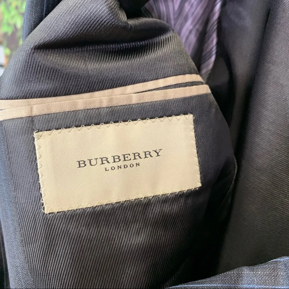 BURBERRY LONDON Classic Heritage Gray Pinstriped Wool Sports Jacket, 42R